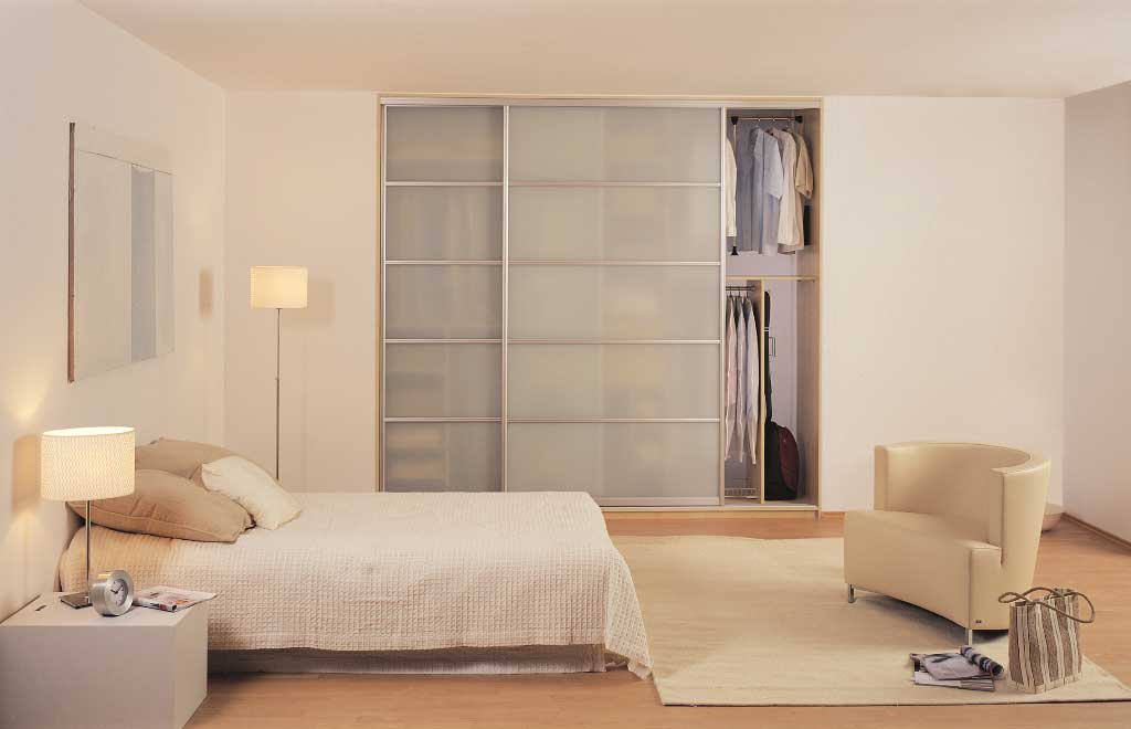 sliding bedroom wardrobe